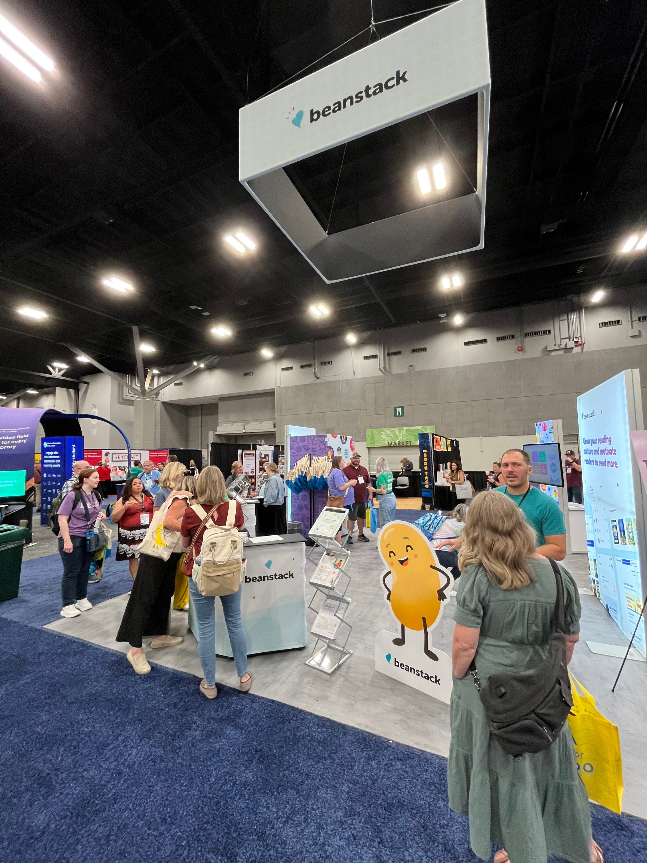 Joyful Reading teammates together